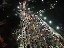 Video Aerial: Puncak Arus Balik Malam Ini di Pelabuhan Bakauheni